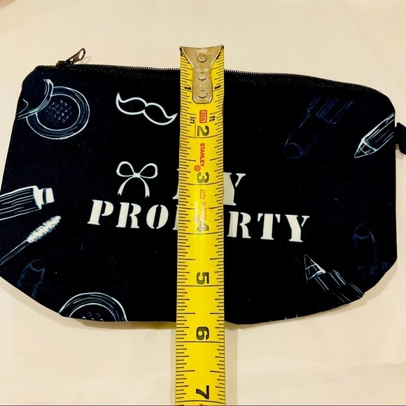 Black & White Polyester Cosmetic Bag / Make-Up Case - Picture 4 of 6